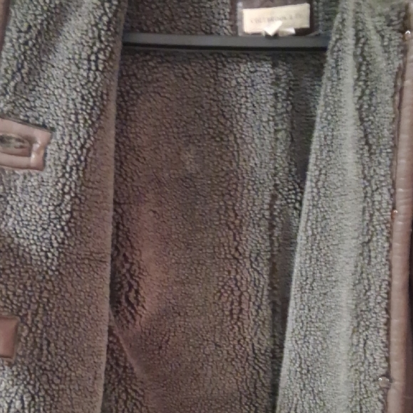 Women's Brown Bomber Jacket with Shearling Collar - Picture 4 of 4